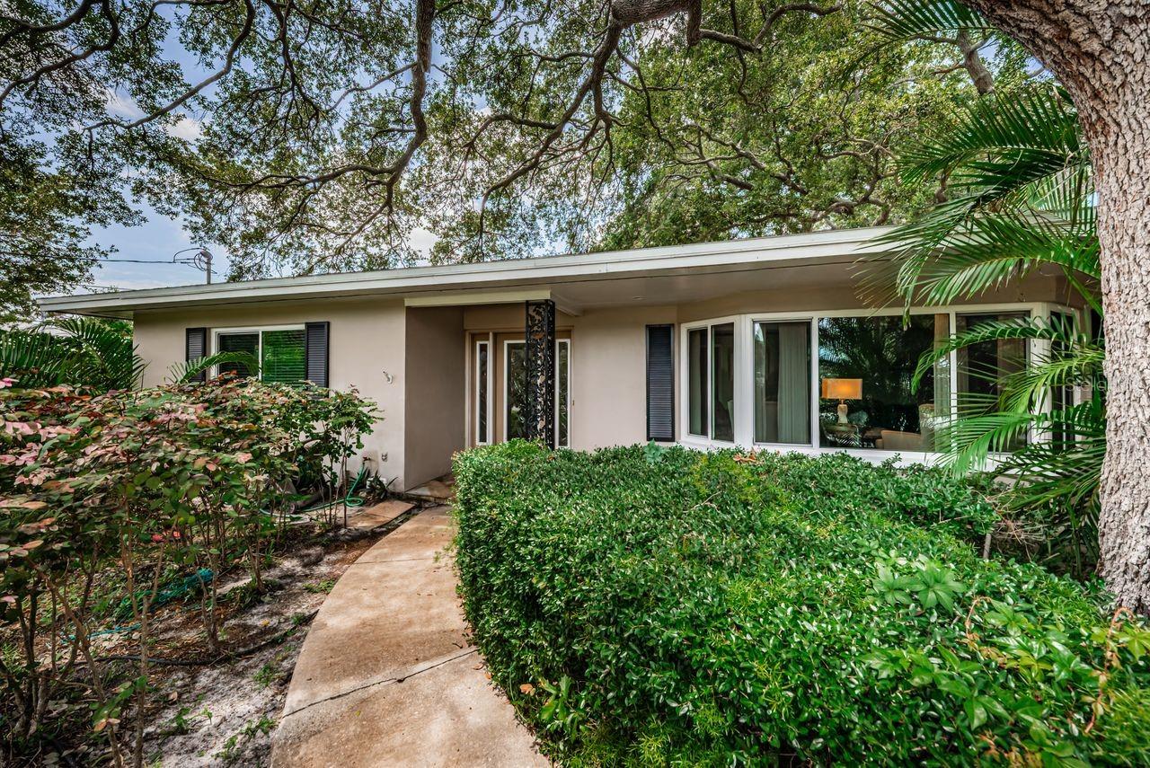 1704 CYPRESS AVE, BELLEAIR, FL — photo 64