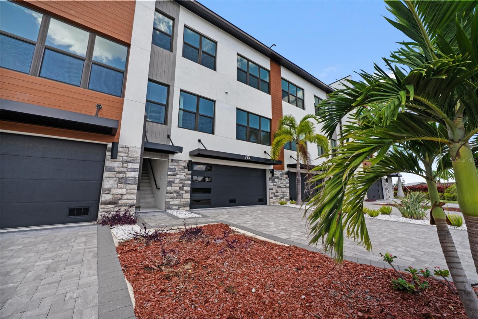 772 GRAN KAYMEN WAY, APOLLO BEACH, FL — photo 2