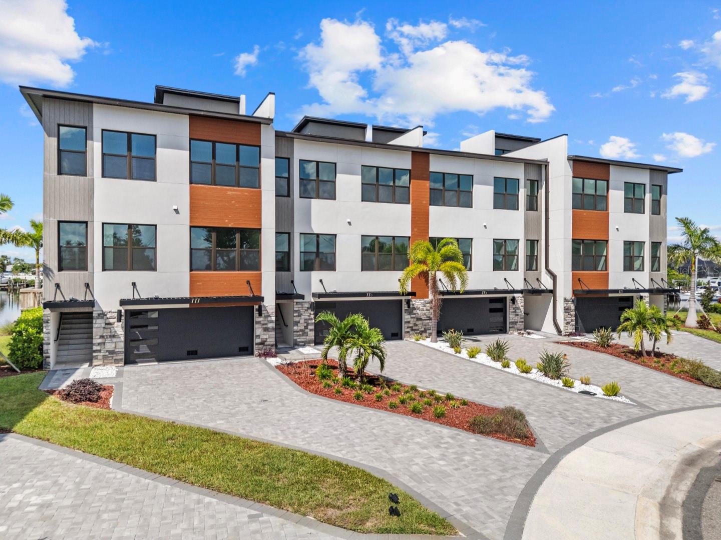 772 GRAN KAYMEN WAY, APOLLO BEACH, FL