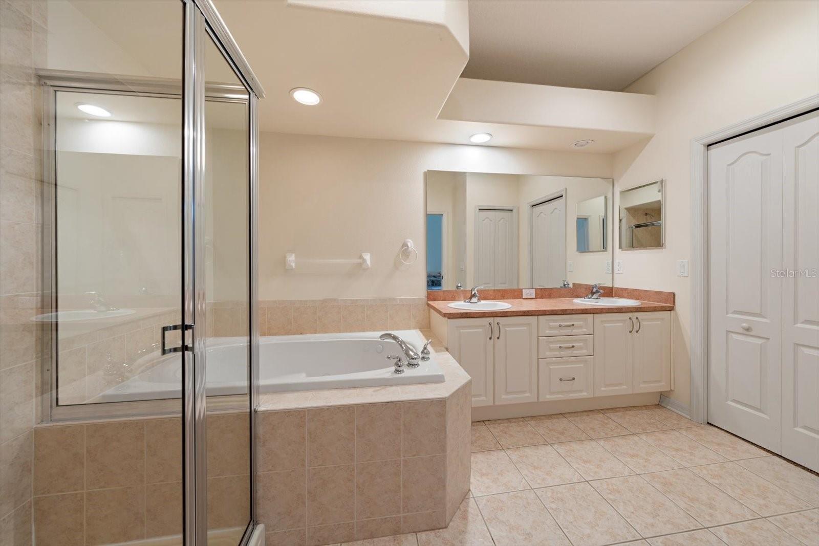 1620 RACHEL CT, CLEARWATER, FL — photo 34