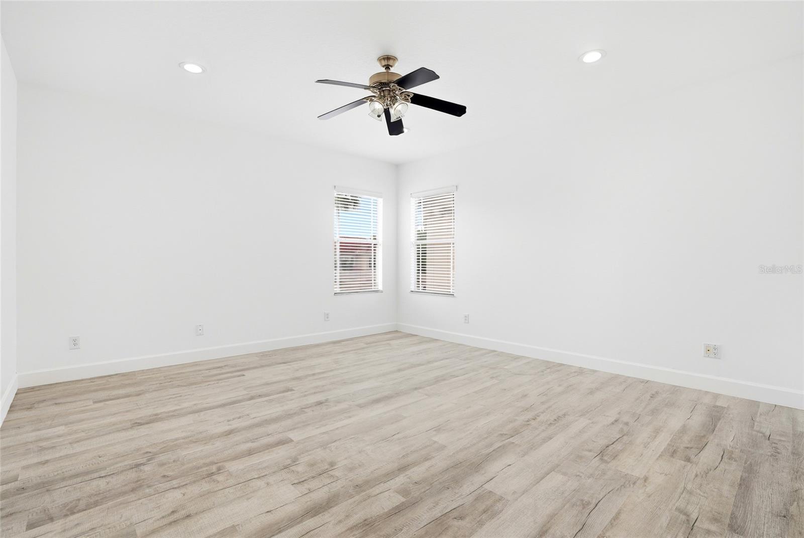 11637 BRISTOL CHASE DR, TAMPA, FL — photo 44