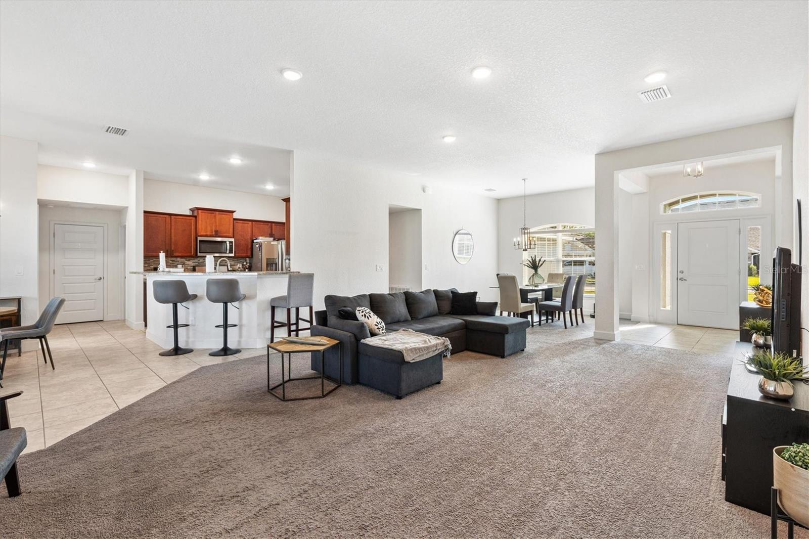 9778 PEPPER TREE PL, WILDWOOD, FL — photo 12