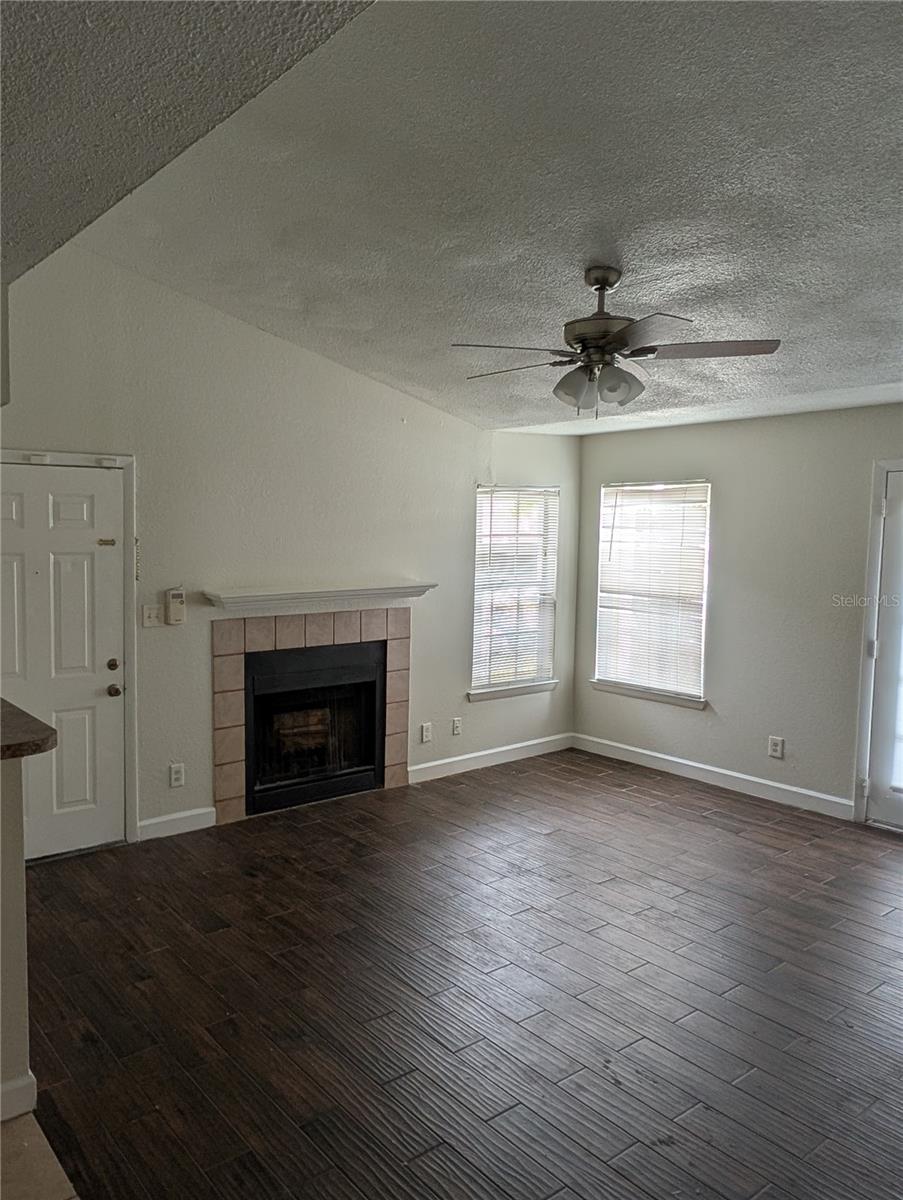 4367 THORNBRIAR LN #P208, ORLANDO, FL — photo 2