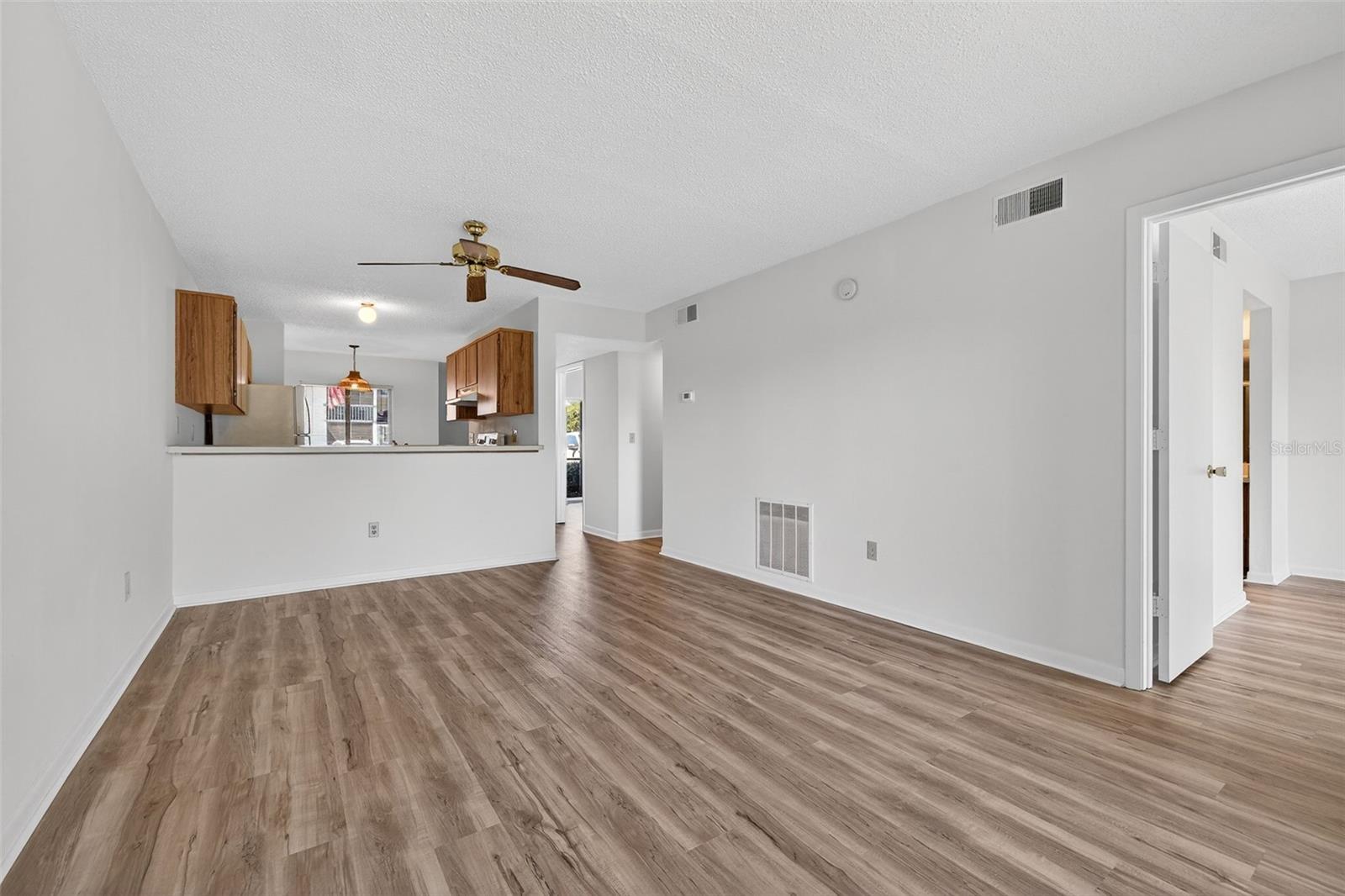 11201 122ND AVE #207, LARGO, FL — photo 4