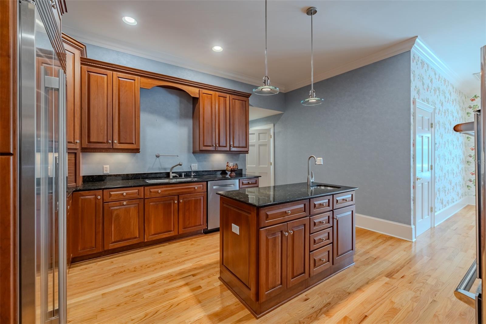 1816 S DOVER RD, DOVER, FL — photo 12