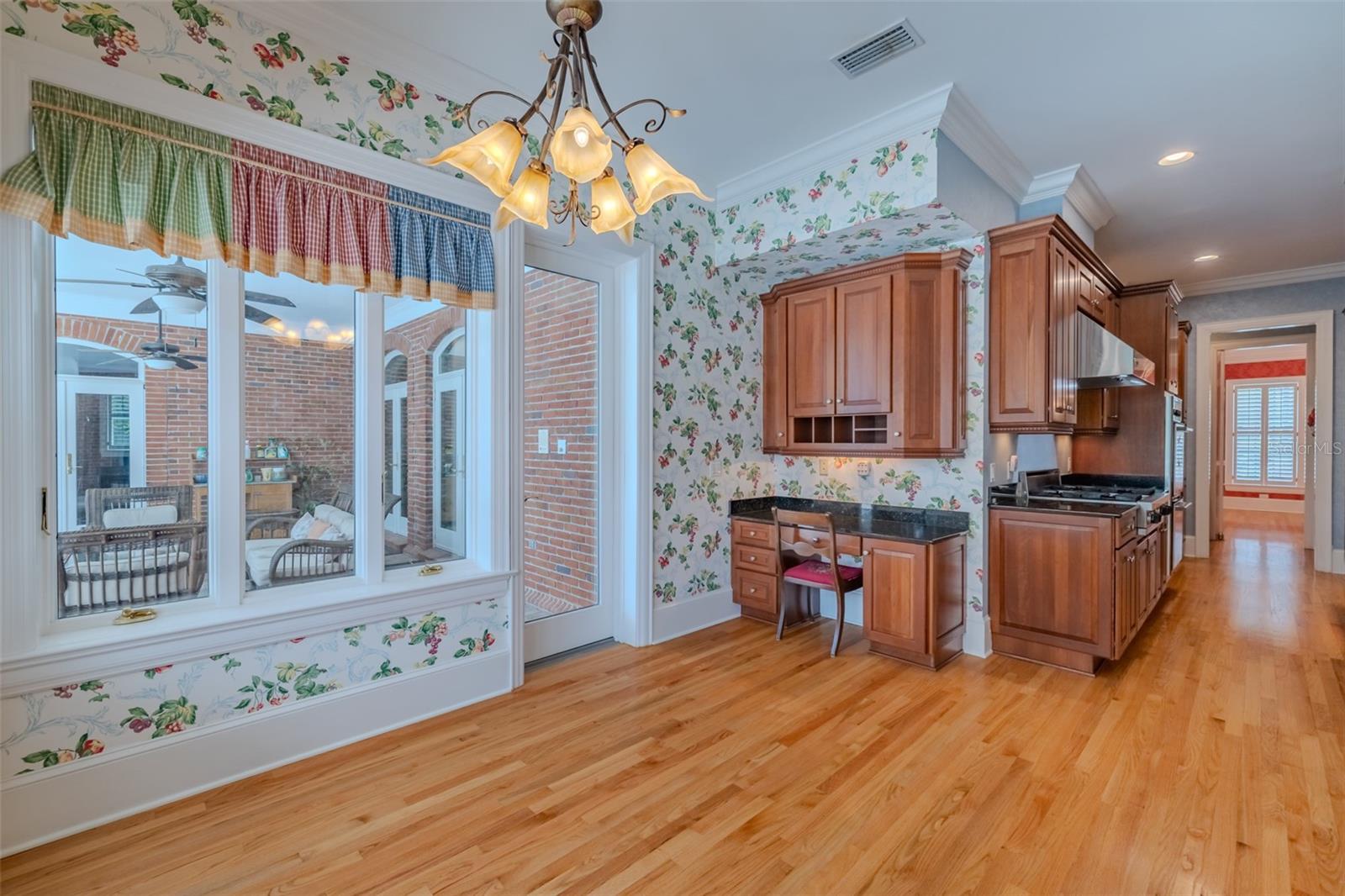 1816 S DOVER RD, DOVER, FL — photo 13