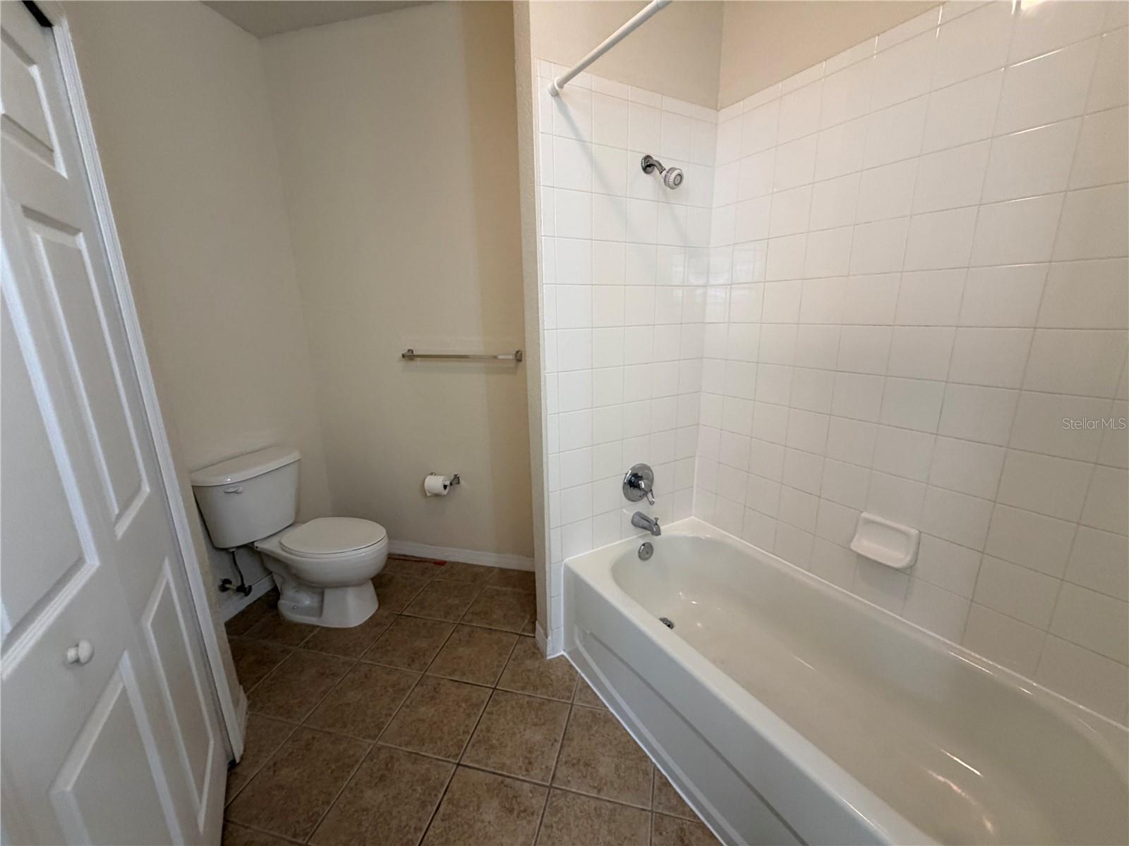 8137 CLAIRE ANN DR #207, ORLANDO, FL — photo 12
