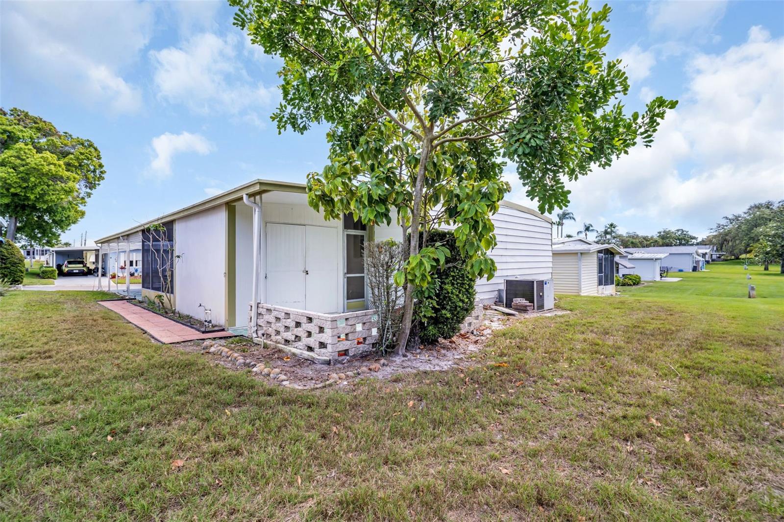 23 MOUNTAIN LAUREL DR, PALM HARBOR, FL — photo 41