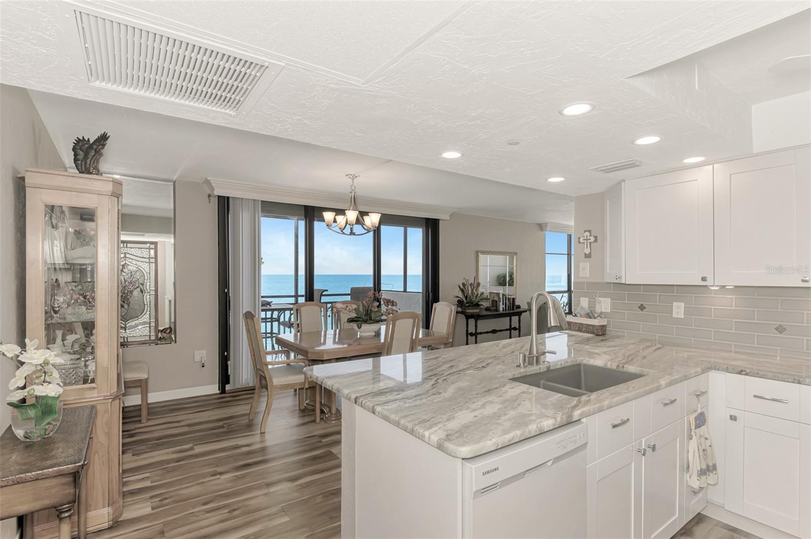 631 ALHAMBRA RD #1004, VENICE, FL — photo 11