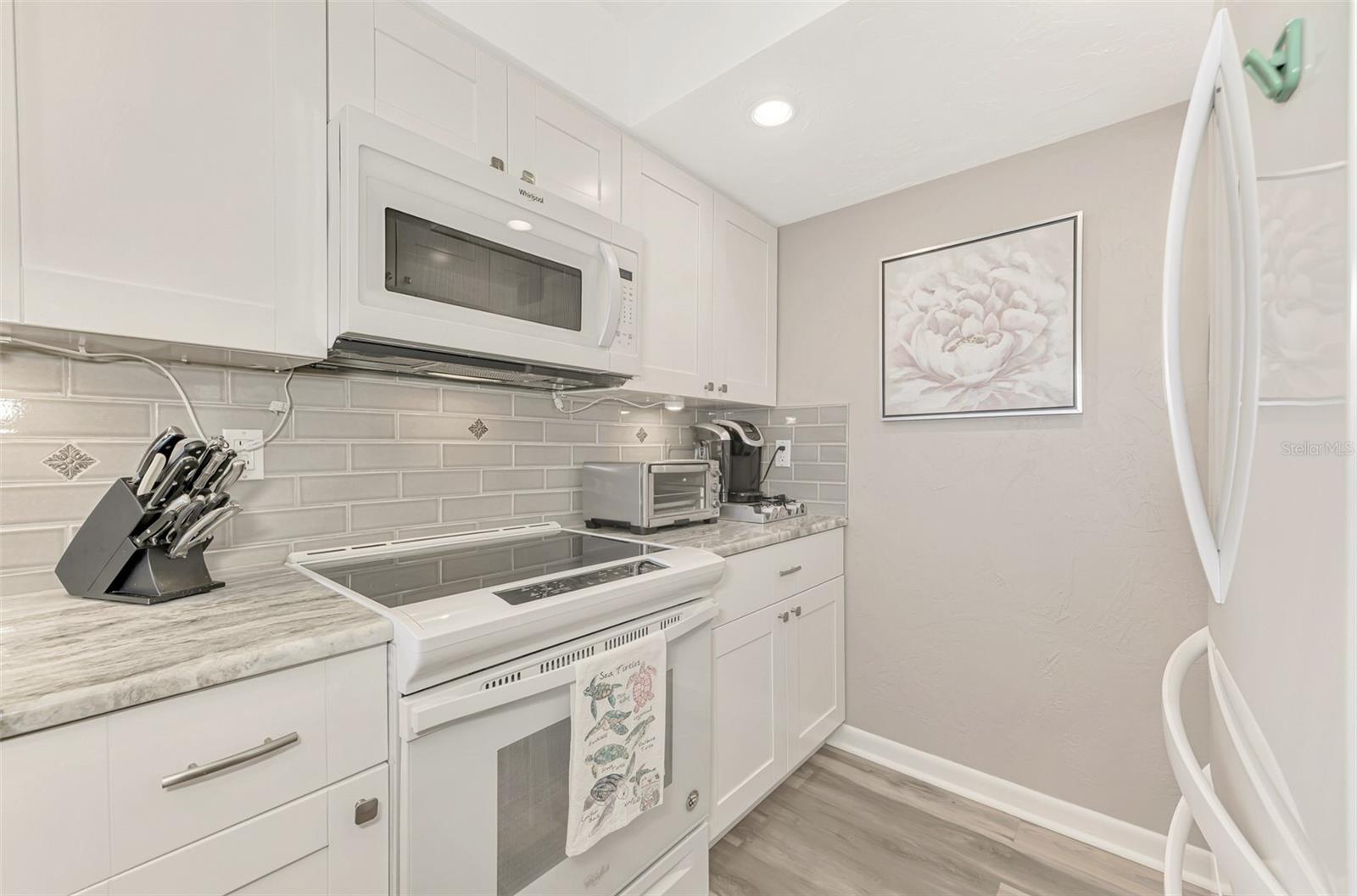 631 ALHAMBRA RD #1004, VENICE, FL — photo 17