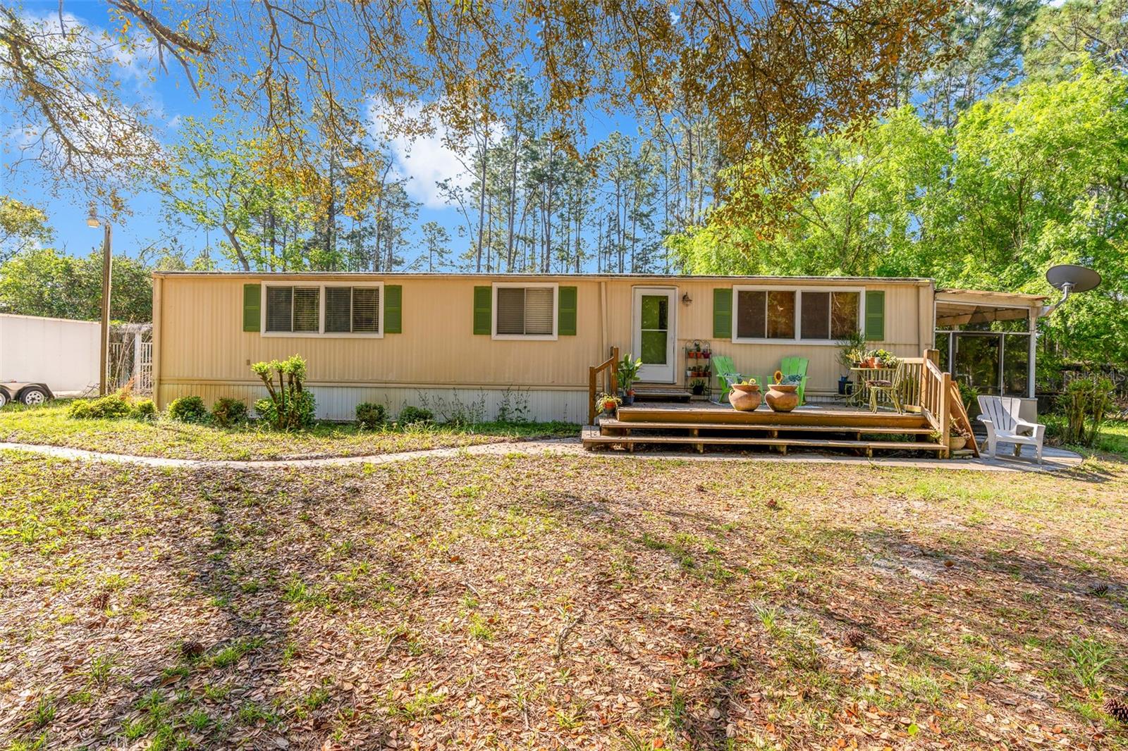 32404 HIGHLAND LAKES RD, DELAND, FL