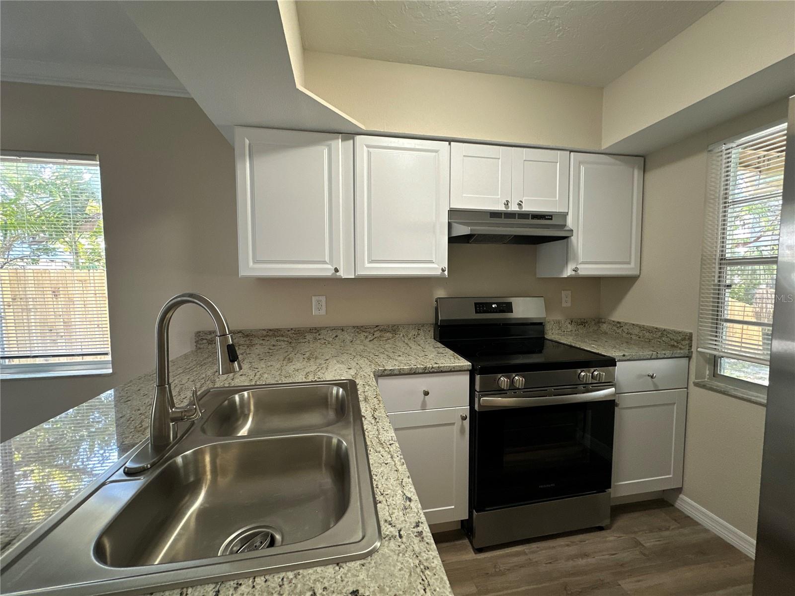 1559 7TH AVE W, BRADENTON, FL — photo 6