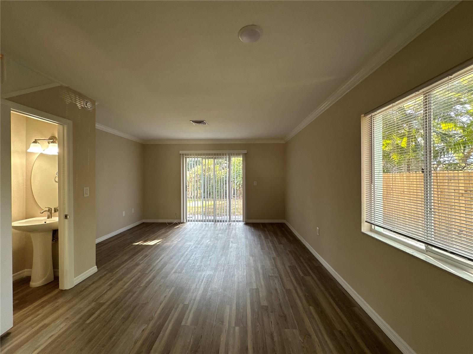 1559 7TH AVE W, BRADENTON, FL — photo 9