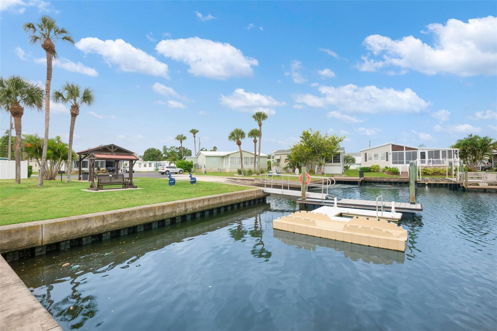 7271 MOUNT ARLINGTON DR NE #430, ST PETERSBURG, FL — photo 29