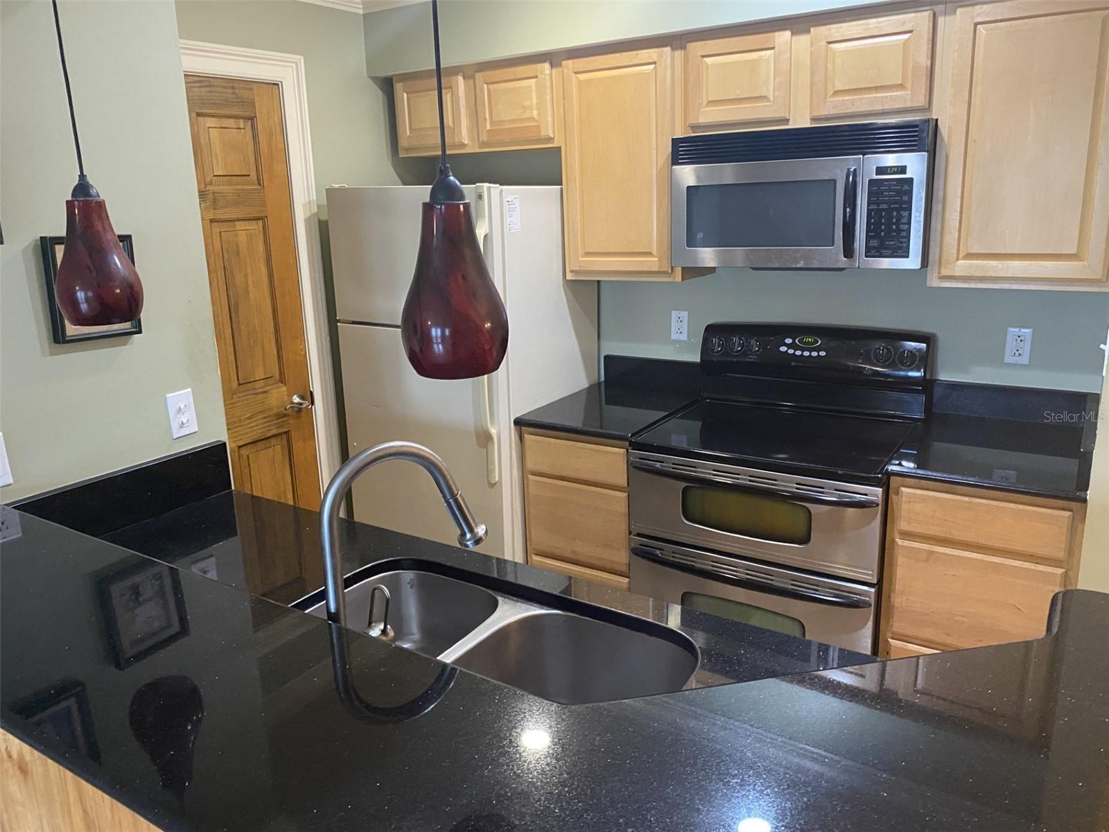 246 AFTON SQ #203, ALTAMONTE SPRINGS, FL — photo 4