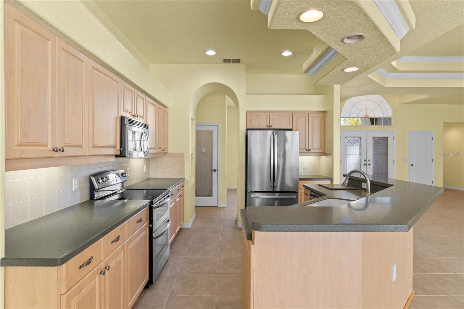 10130 LAZY DAYS CT, WEEKI WACHEE, FL — photo 23
