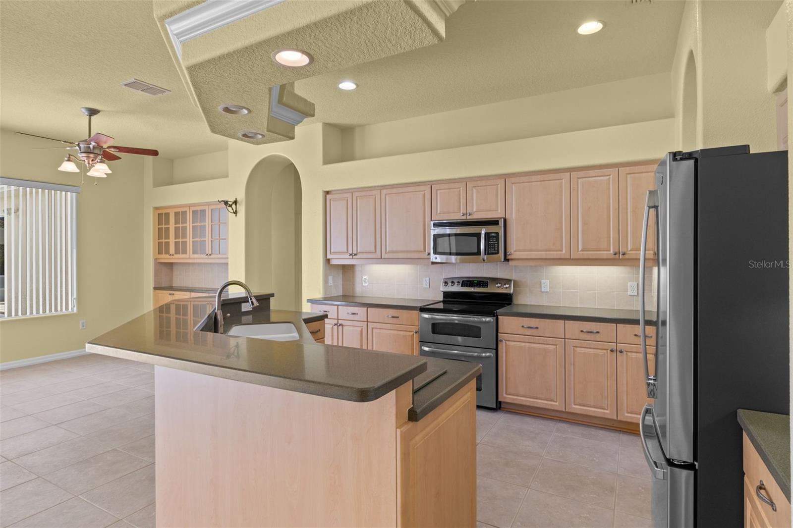 10130 LAZY DAYS CT, WEEKI WACHEE, FL — photo 24