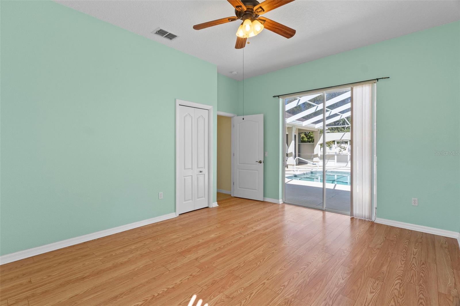 10130 LAZY DAYS CT, WEEKI WACHEE, FL — photo 43