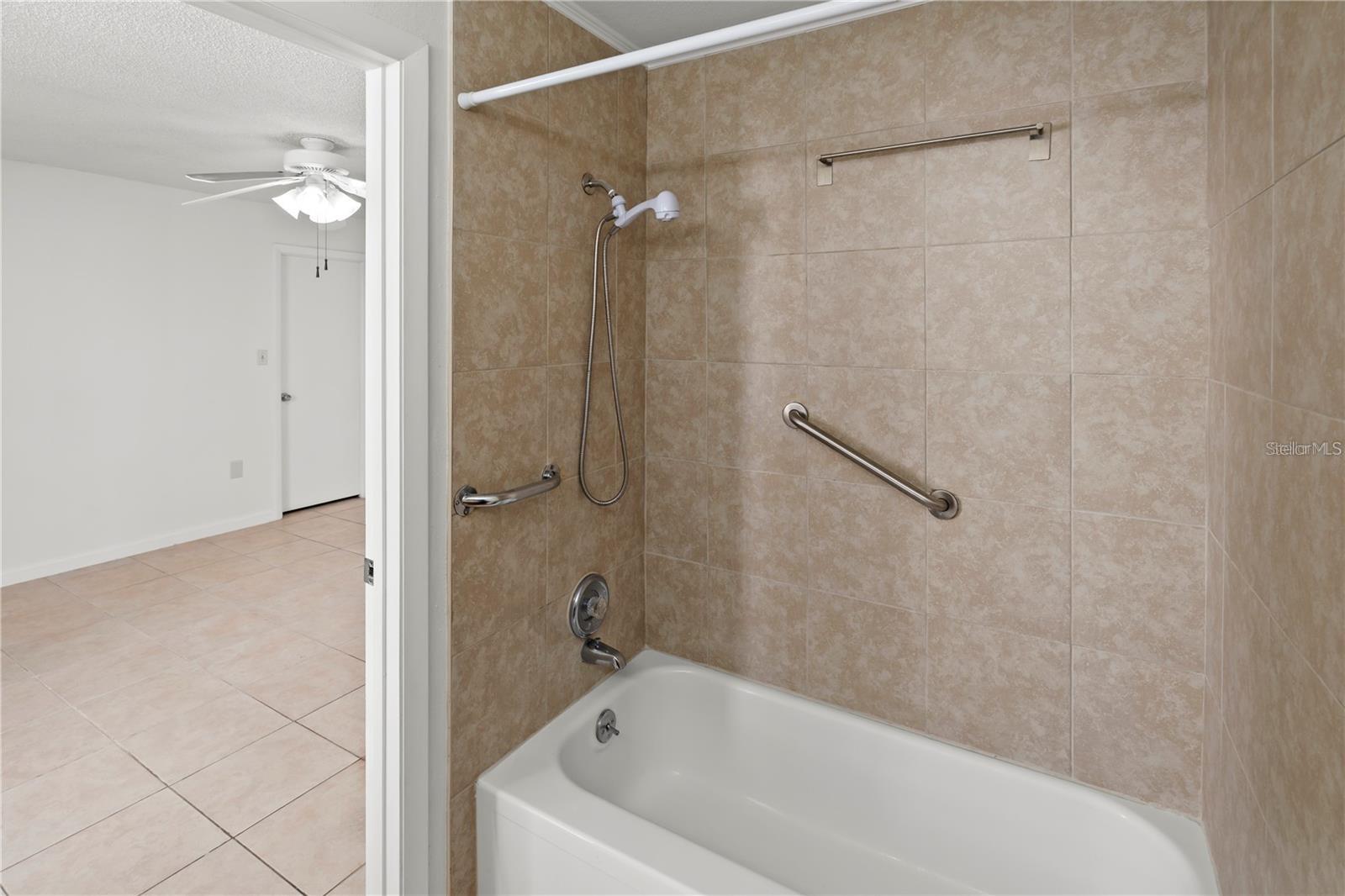 530 ORANGE DR #11, ALTAMONTE SPRINGS, FL — photo 15