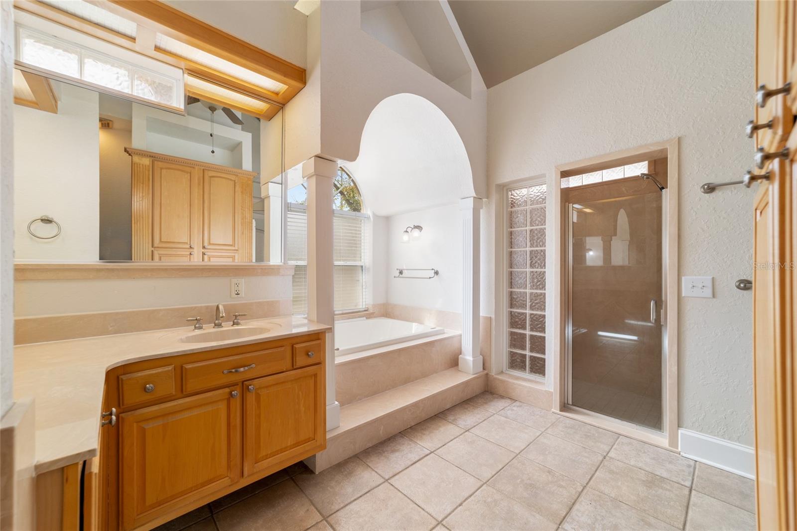 16638 N HIGHWAY 329, REDDICK, FL — photo 42