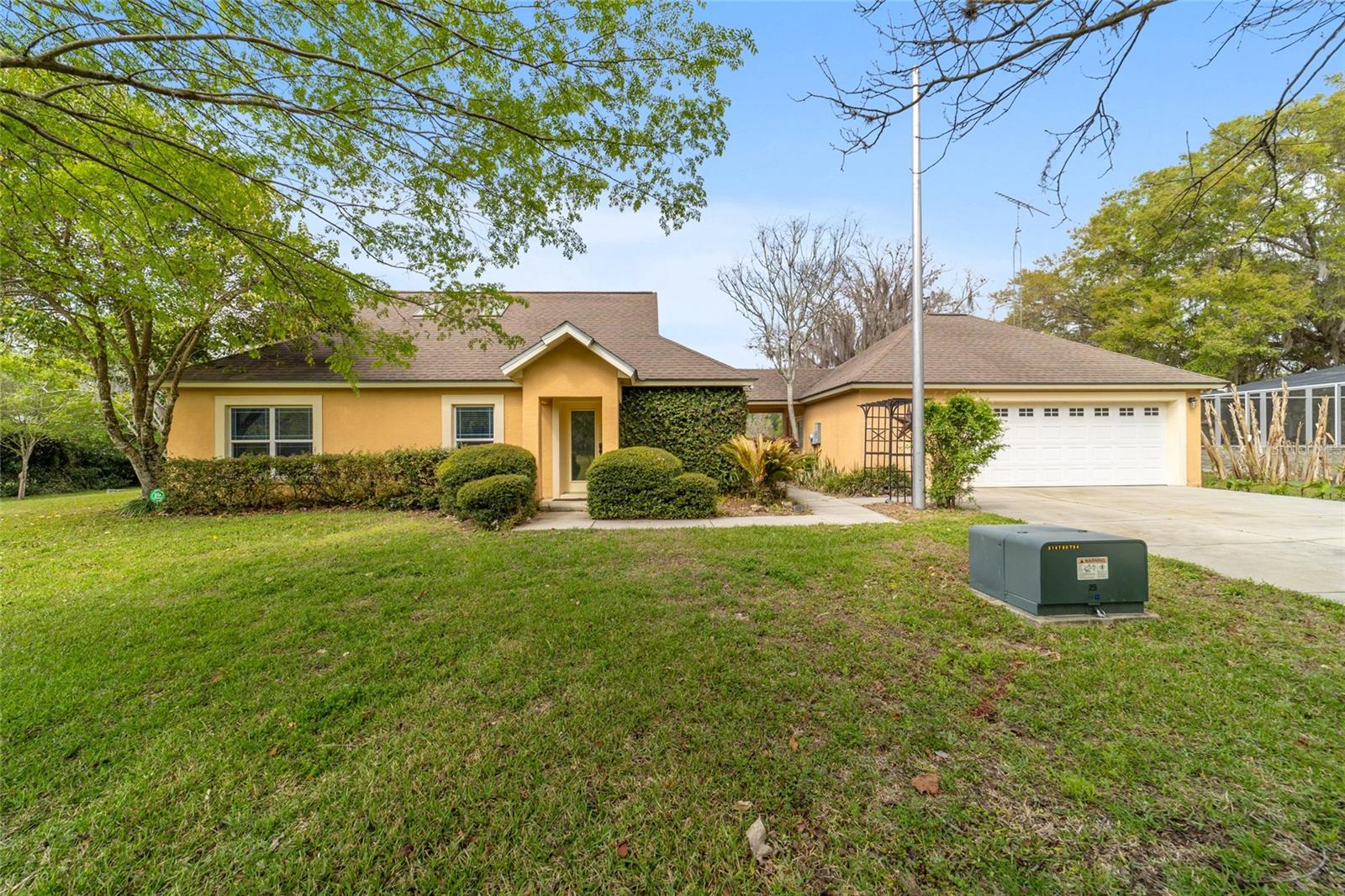 16638 N HIGHWAY 329, REDDICK, FL — photo 90