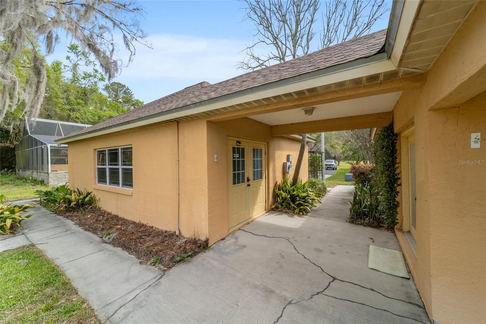 16638 N HIGHWAY 329, REDDICK, FL — photo 95