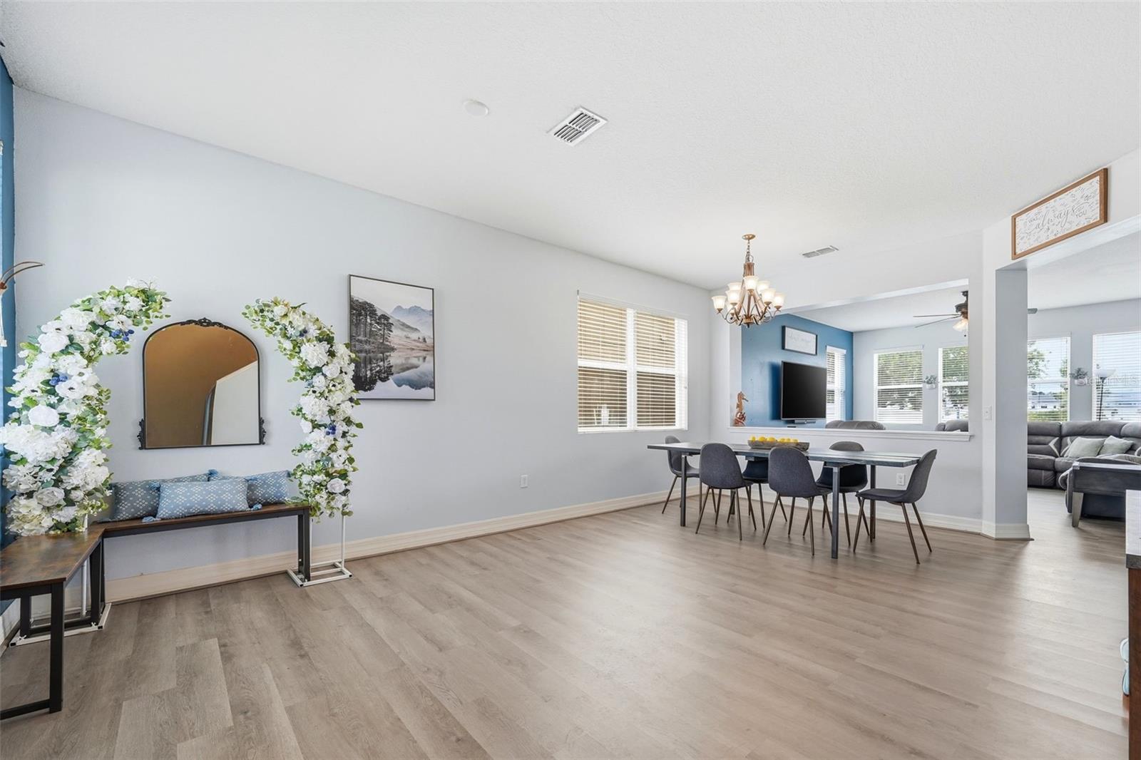 1765 STRATHMORE CIR, MOUNT DORA, FL — photo 17