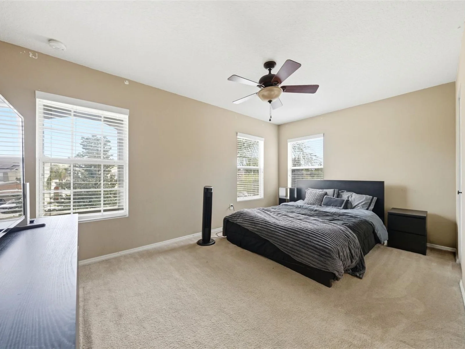 1765 STRATHMORE CIR, MOUNT DORA, FL — photo 38