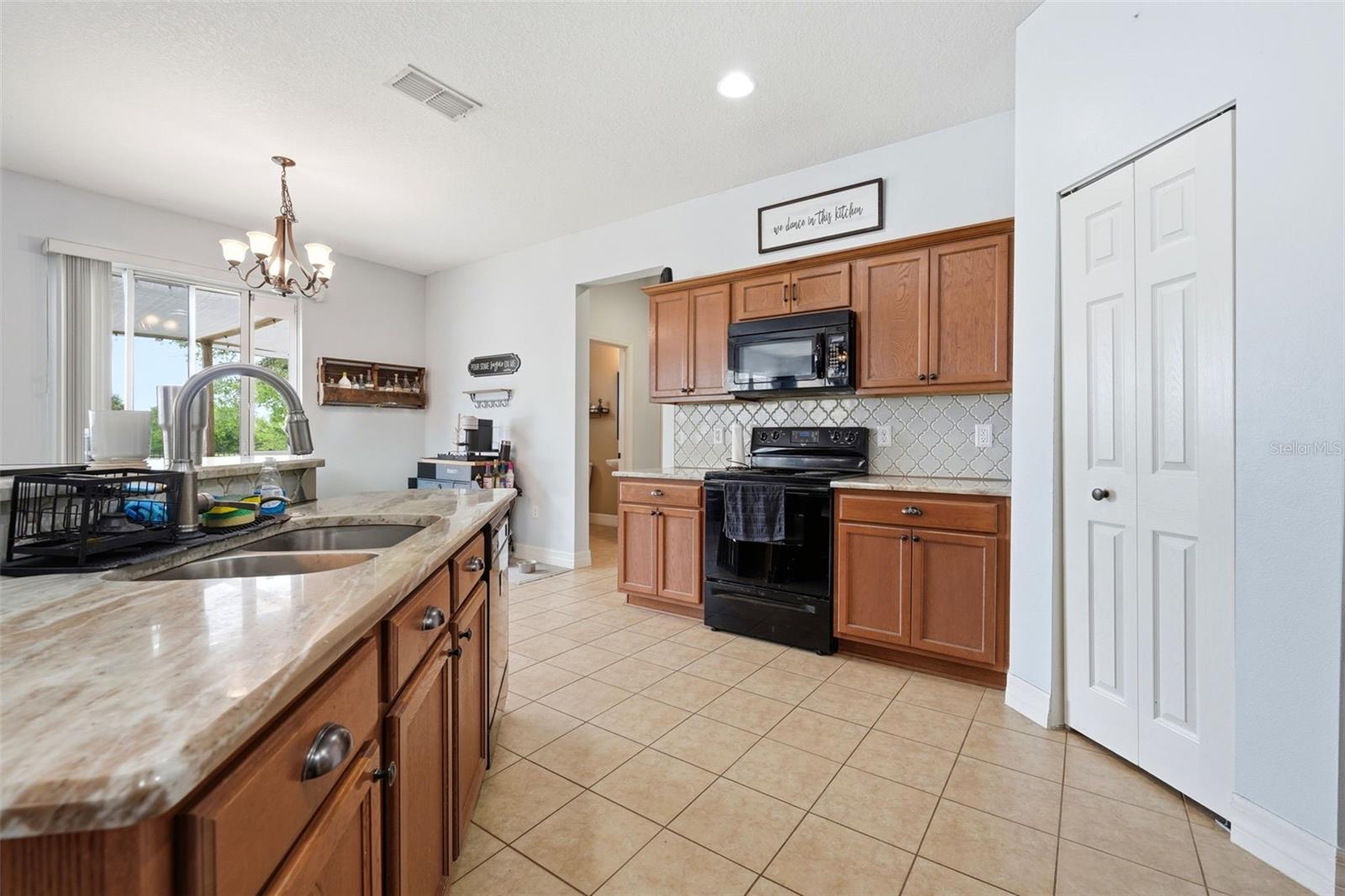 1765 STRATHMORE CIR, MOUNT DORA, FL — photo 70