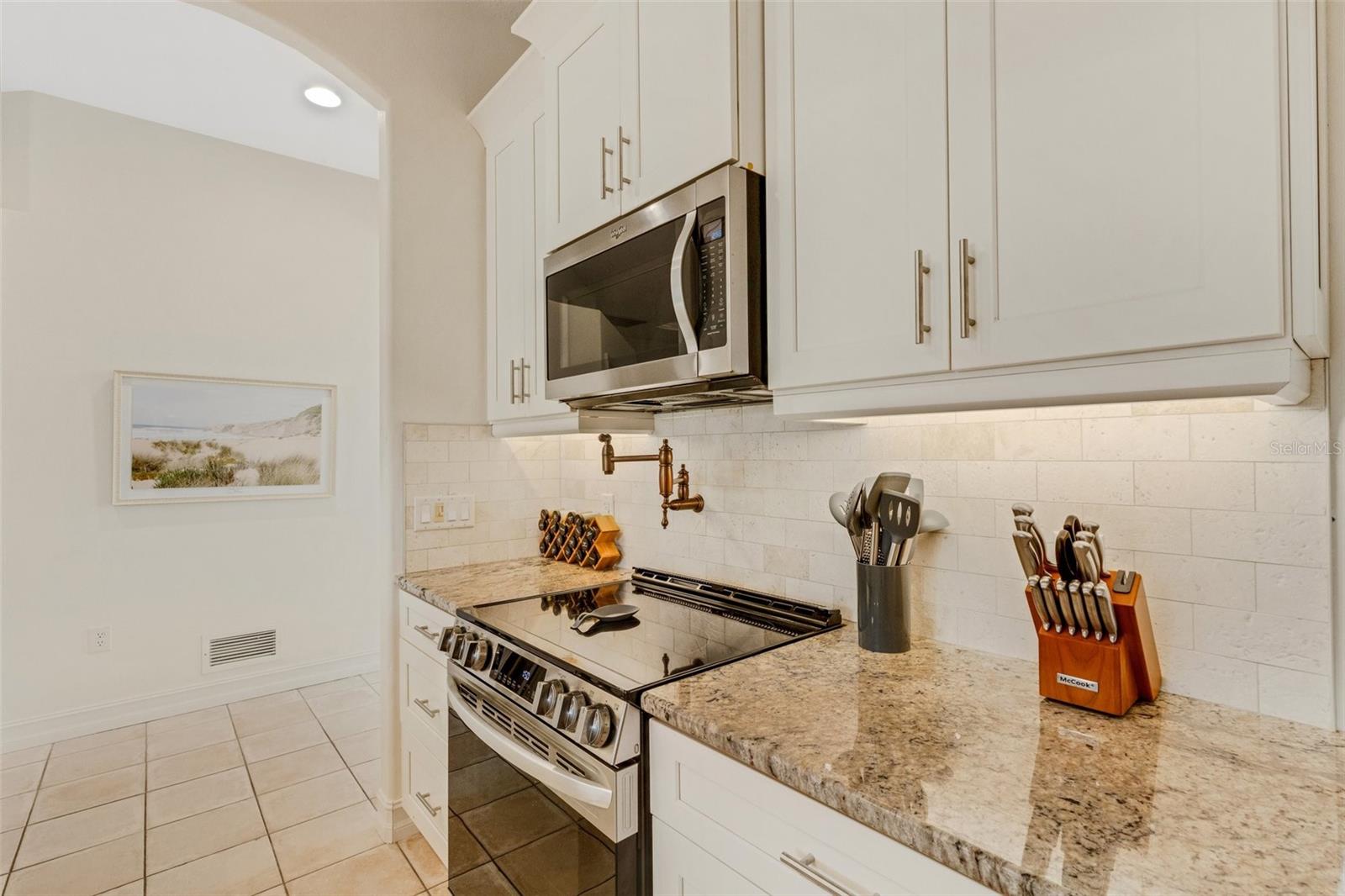 4801 EDGEMONT CT, SARASOTA, FL — photo 11