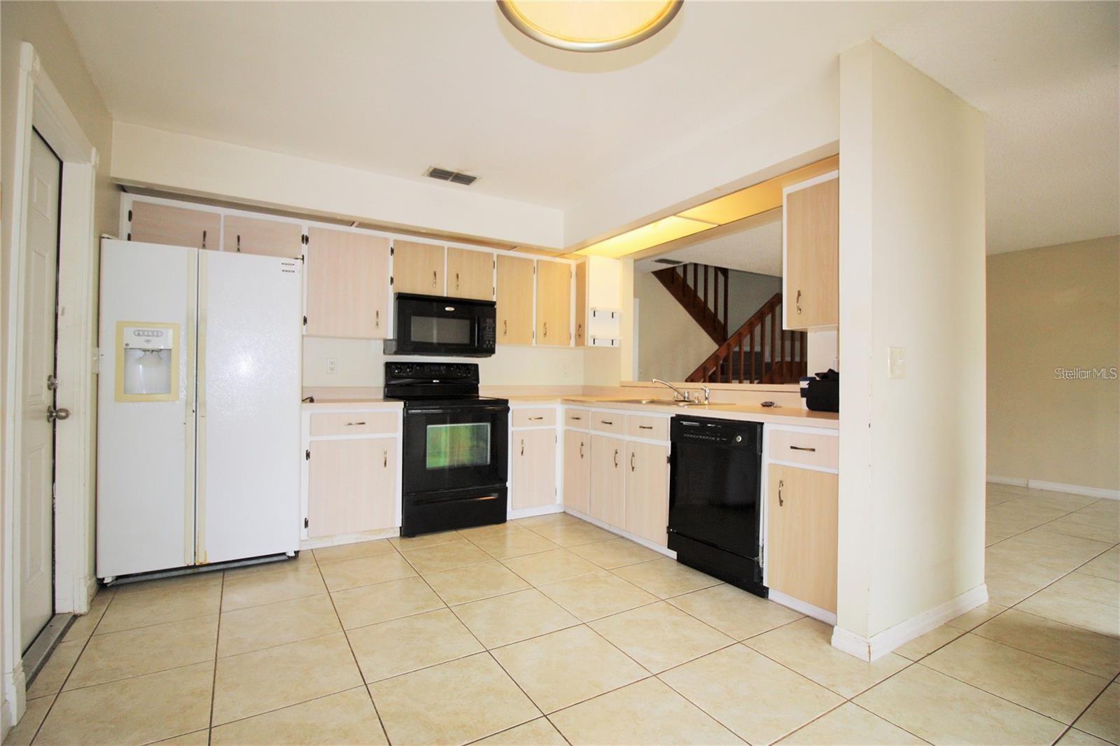 4684 PHEASANT RUN DR #3B, ORLANDO, FL — photo 2