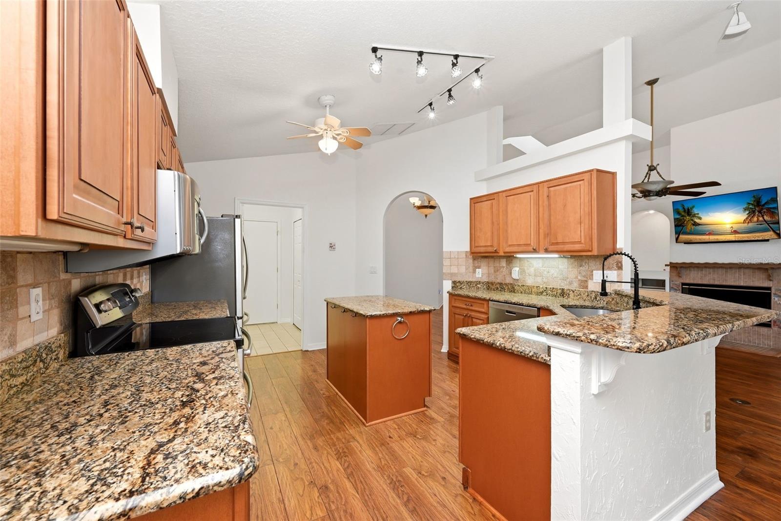 16610 MAJESTIC CT, CLERMONT, FL — photo 48