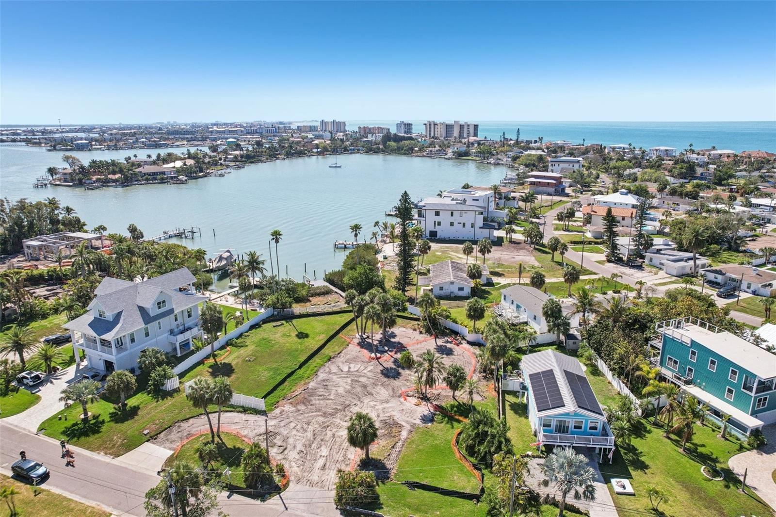 15825 REDINGTON DR, REDINGTON BEACH, FL — photo 2
