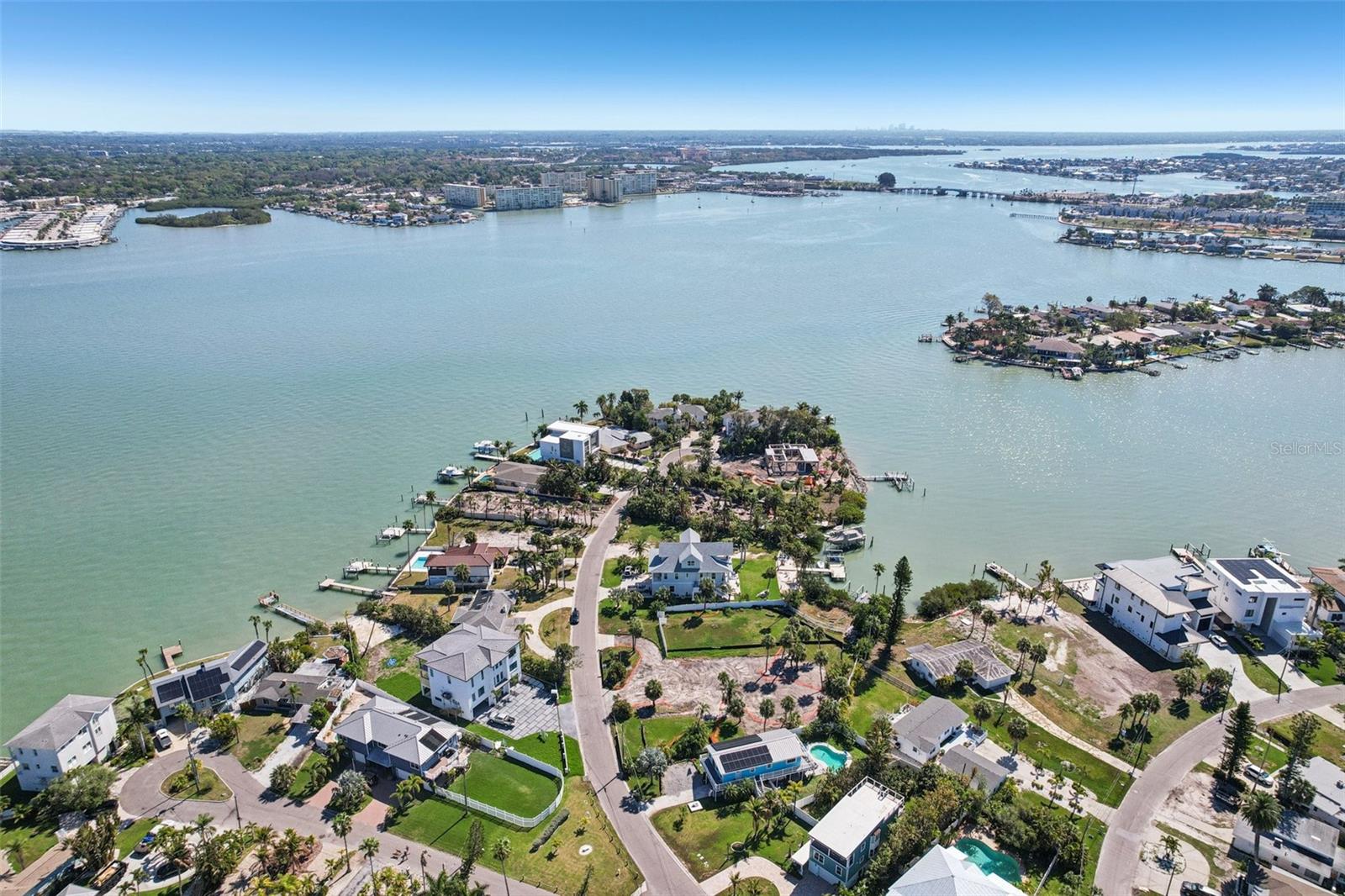 15825 REDINGTON DR, REDINGTON BEACH, FL — photo 6