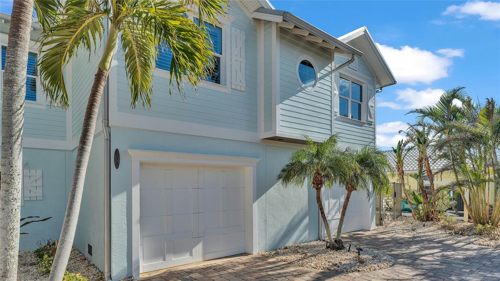 635 KEY ROYALE DR, HOLMES BEACH, FL — photo 7