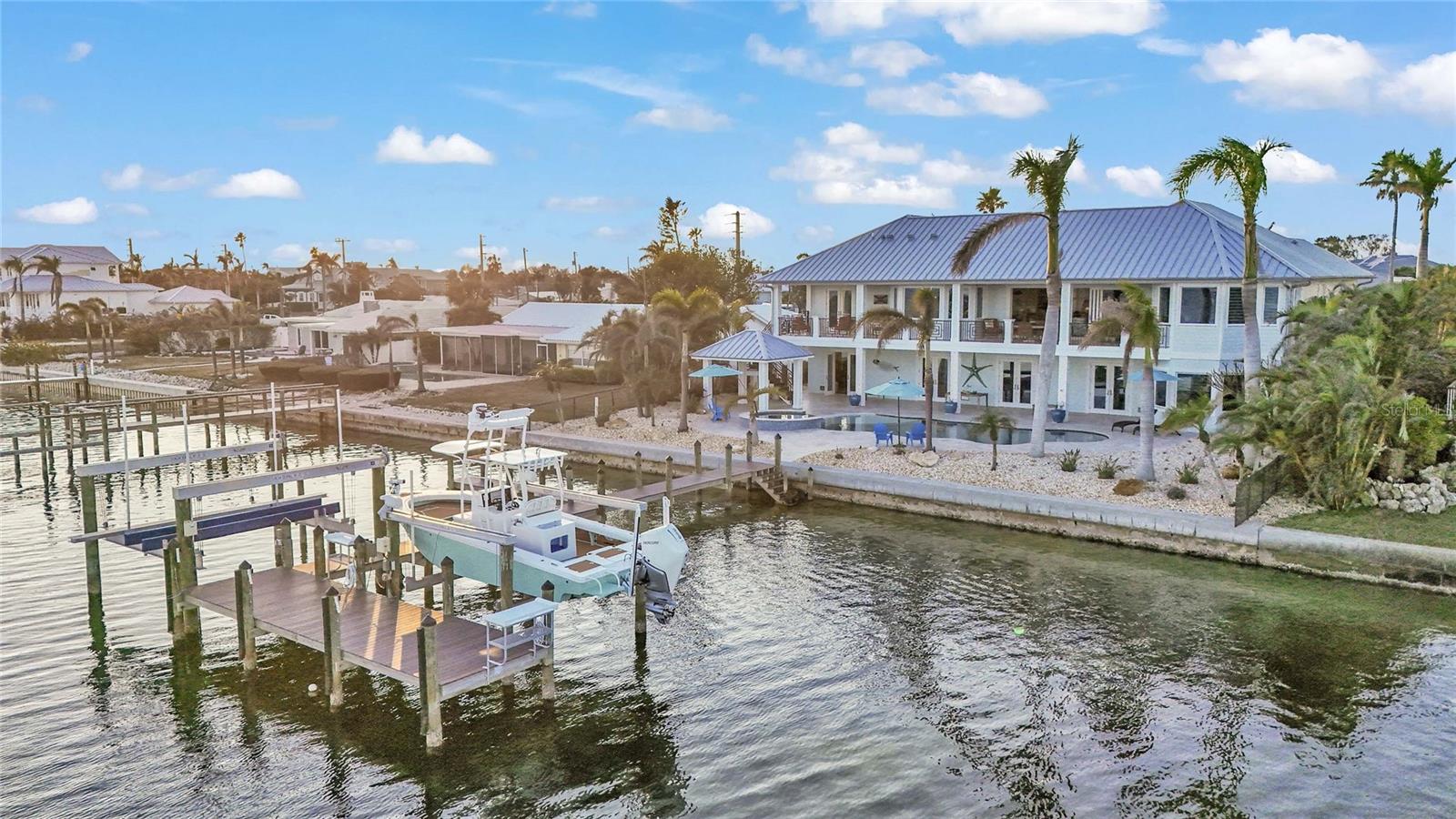 635 KEY ROYALE DR, HOLMES BEACH, FL — photo 16