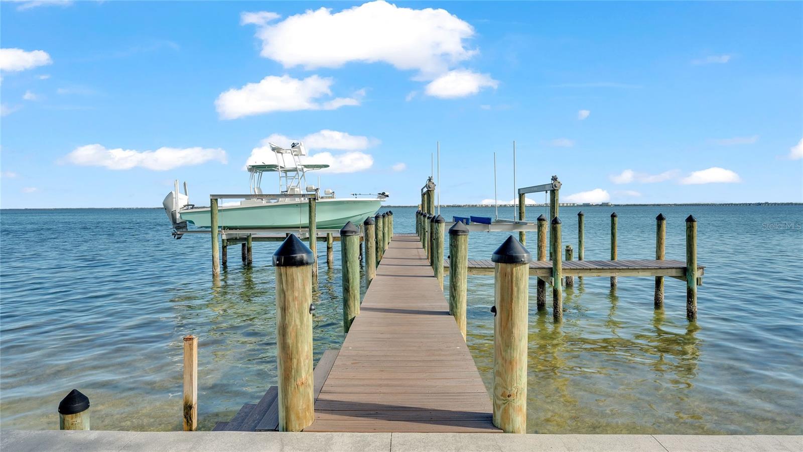 635 KEY ROYALE DR, HOLMES BEACH, FL — photo 30