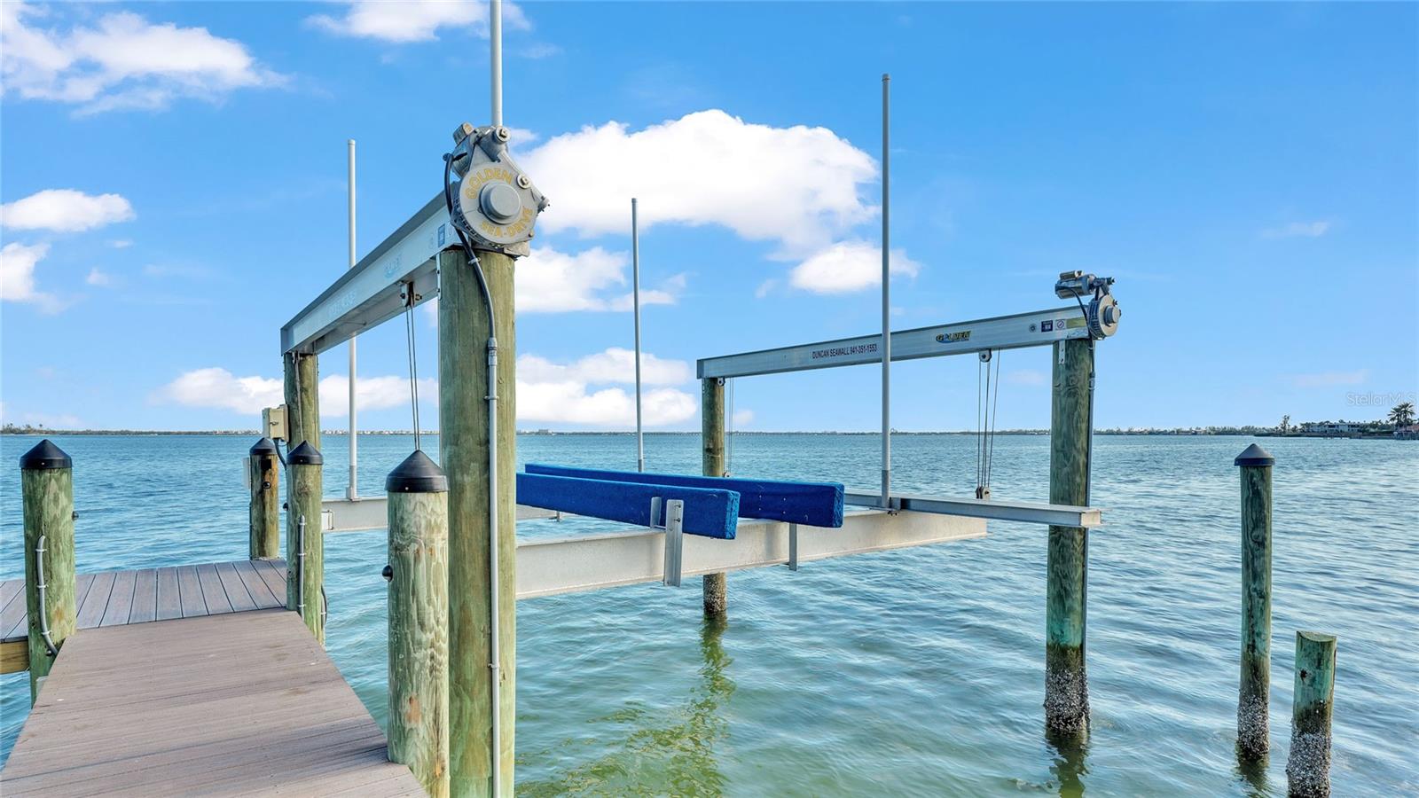 635 KEY ROYALE DR, HOLMES BEACH, FL — photo 32