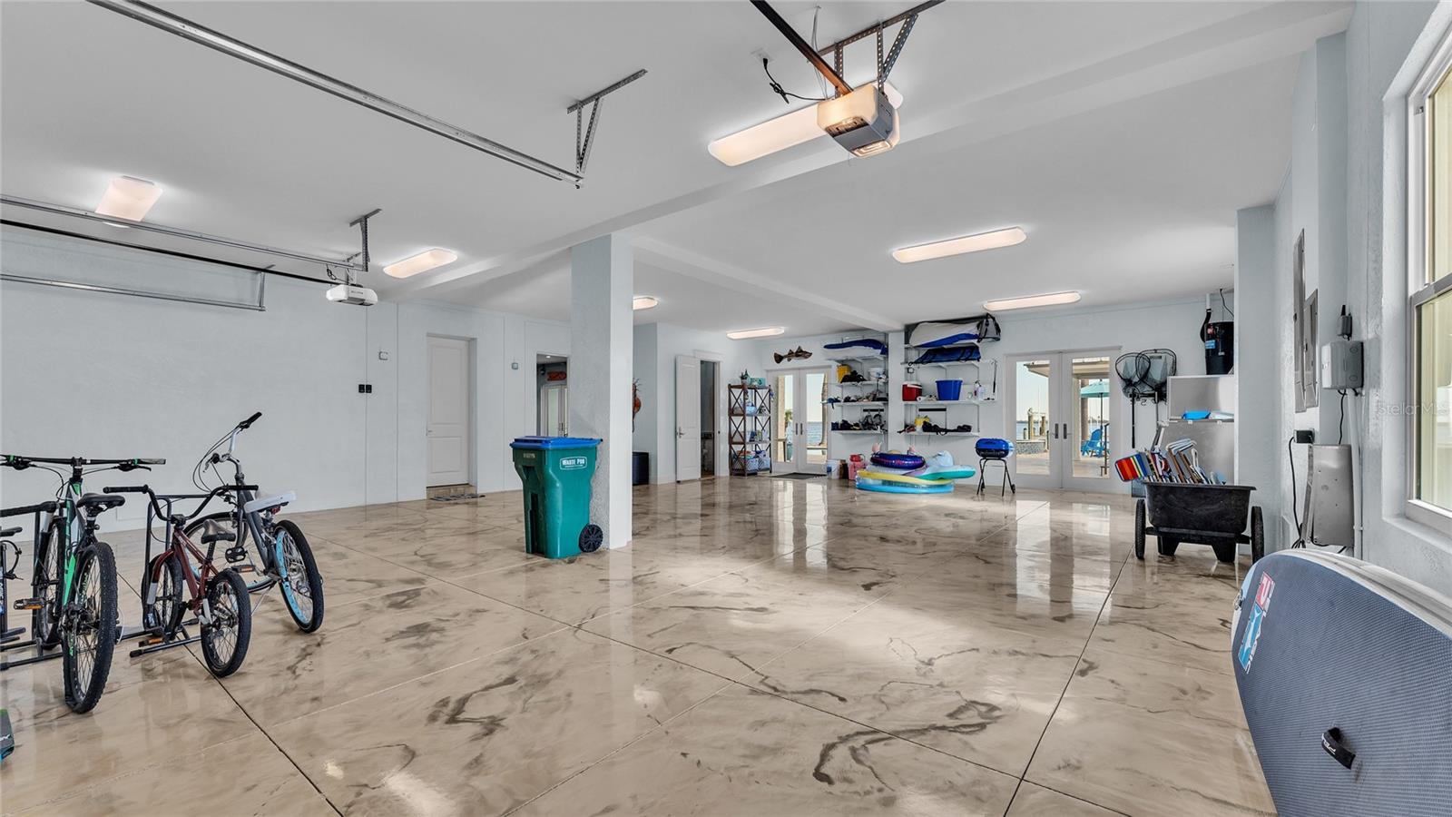 635 KEY ROYALE DR, HOLMES BEACH, FL — photo 36