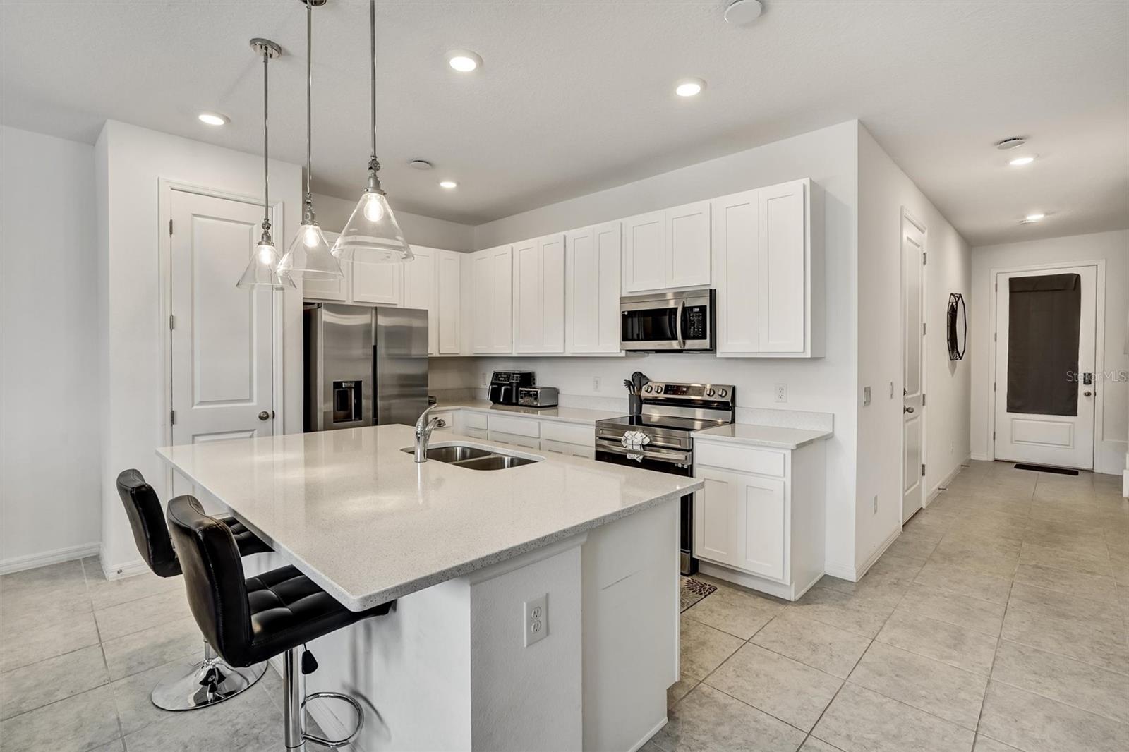 1056 PLANTATION LN, DAVENPORT, FL — photo 3