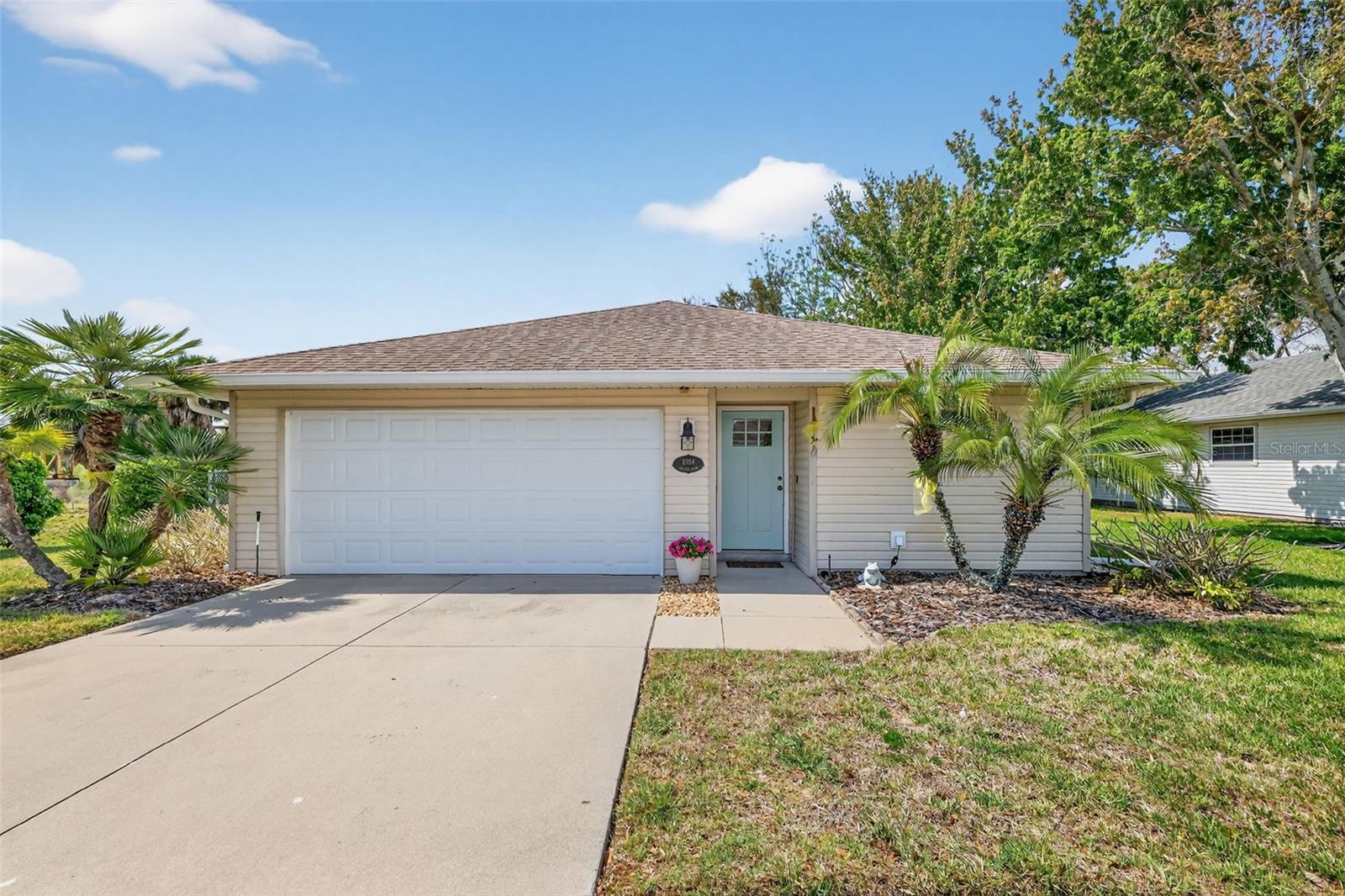 1984 GOLDEN PALM CIR, TAVARES, FL