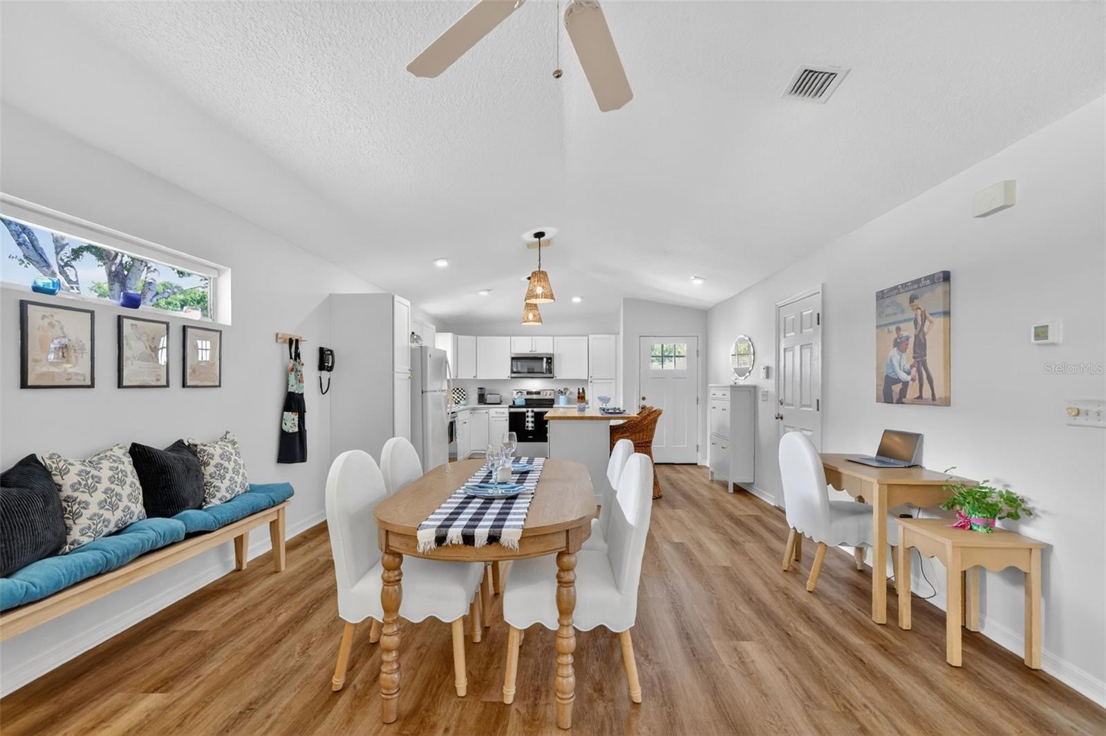 1984 GOLDEN PALM CIR, TAVARES, FL — photo 26