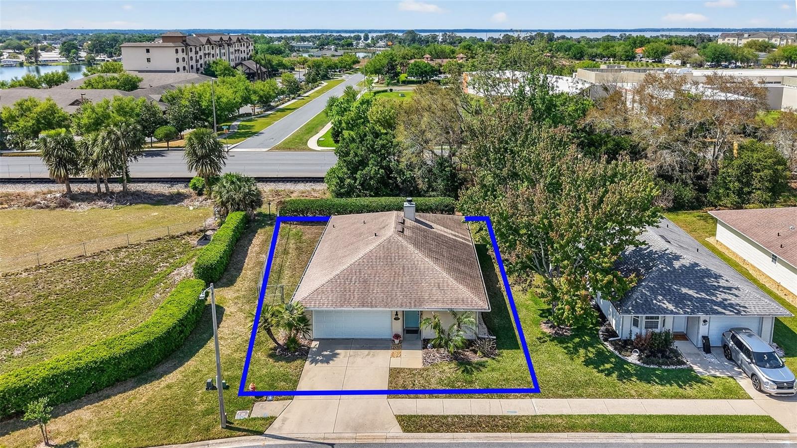 1984 GOLDEN PALM CIR, TAVARES, FL — photo 66