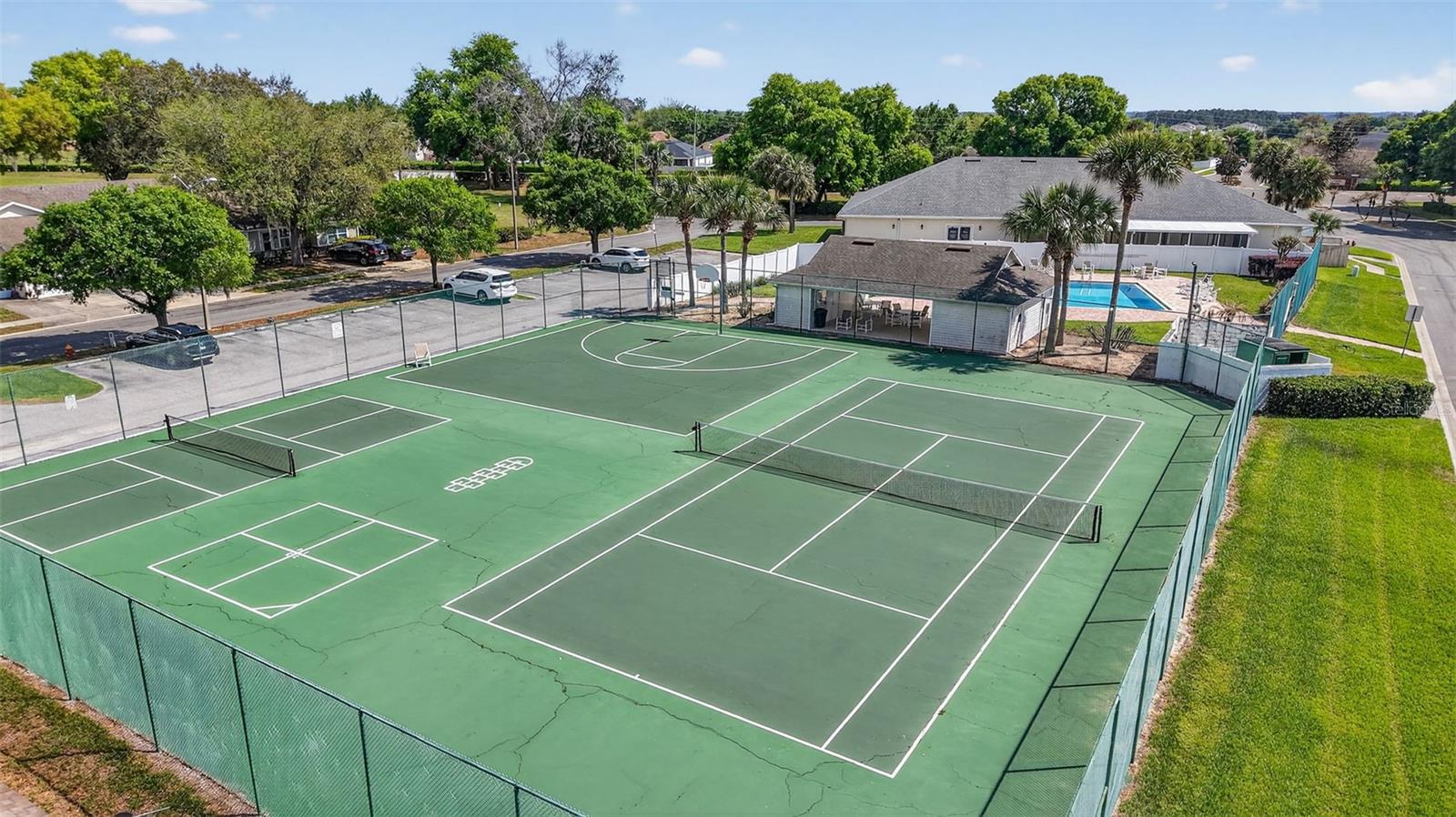 1984 GOLDEN PALM CIR, TAVARES, FL — photo 77