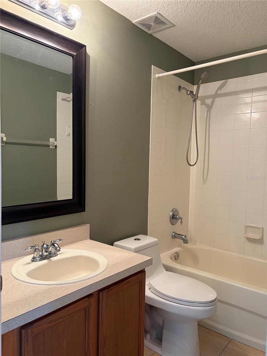 8914 IRON OAK, TAMPA, FL — photo 14