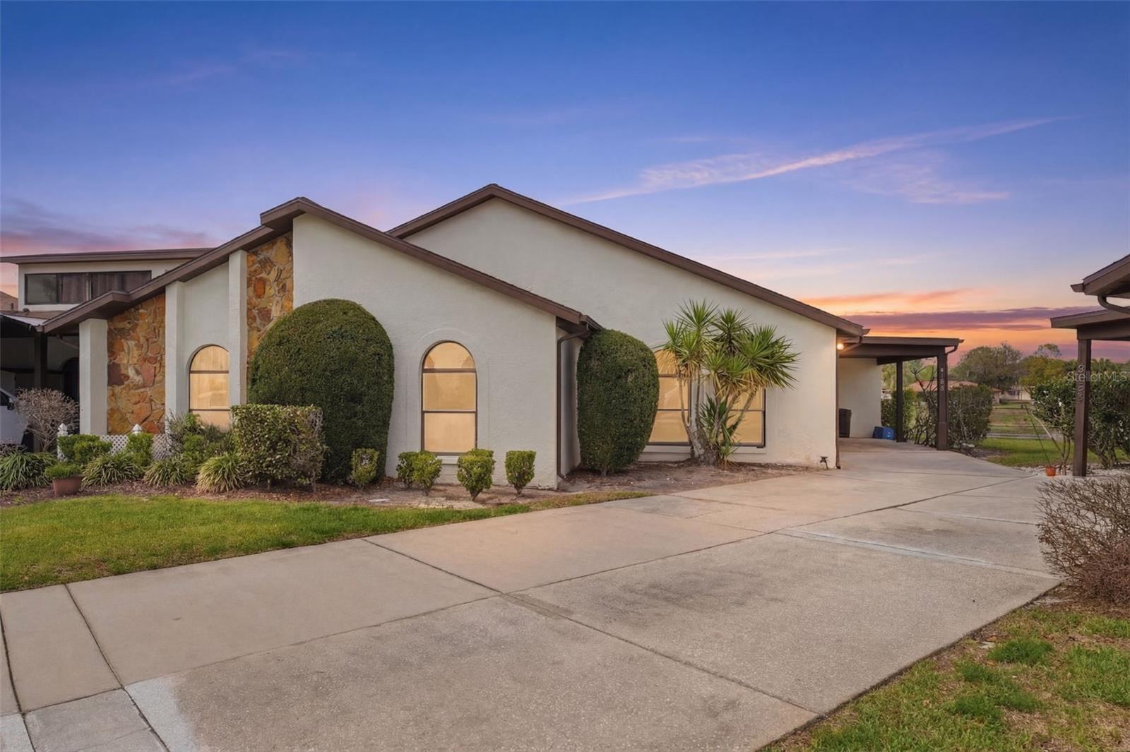 9151 LINGROVE RD, WEEKI WACHEE, FL