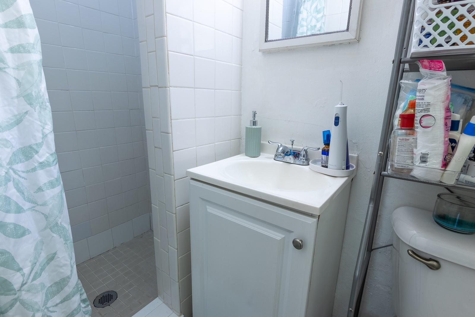610 N EAST AVE, SARASOTA, FL — photo 21