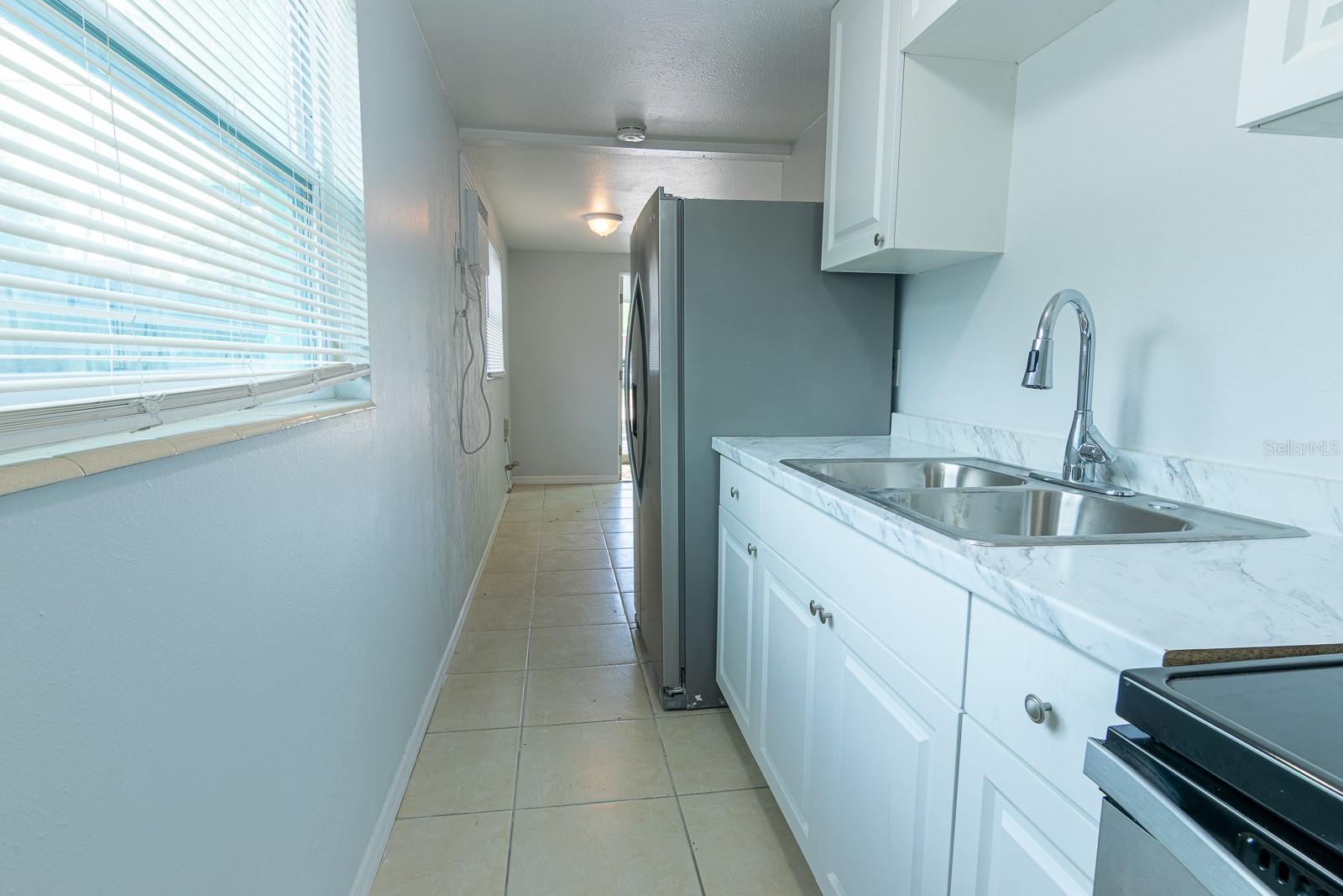 610 N EAST AVE, SARASOTA, FL — photo 45