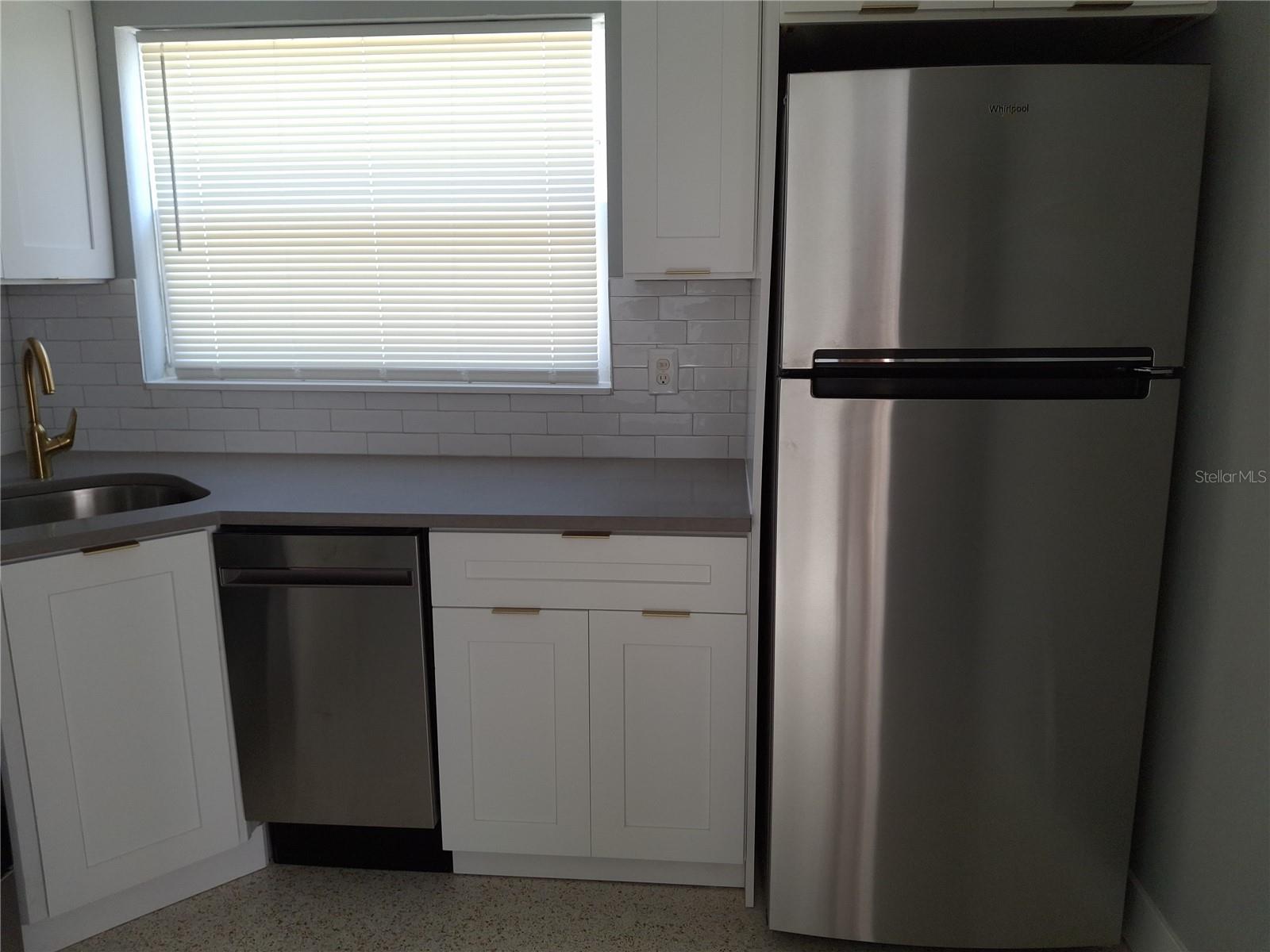 11355 3RD ST E, TREASURE ISLAND, FL — photo 4