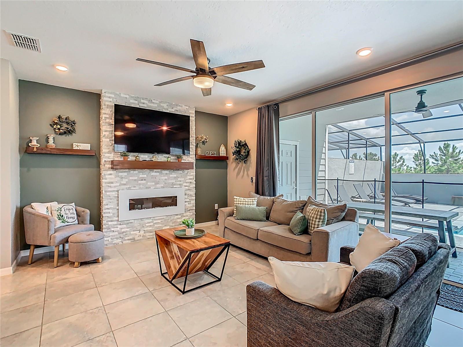 967 PARADISE DR, DAVENPORT, FL — photo 11